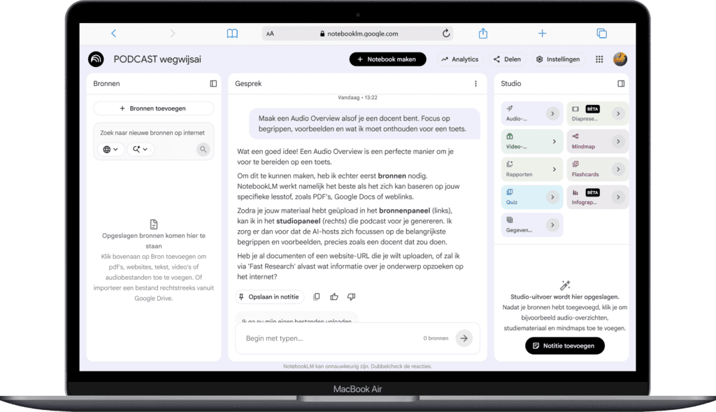 Voorbeeld op macbook hoe je een podcast maakt met NotebookLM op basis van een prompt